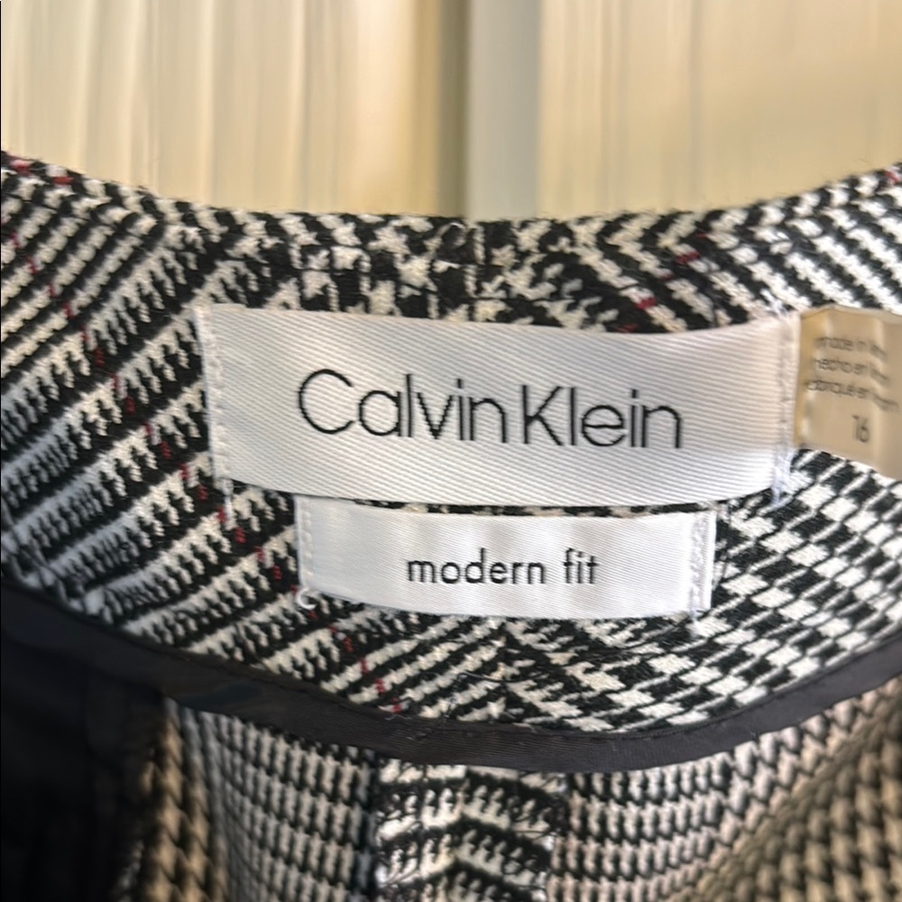 Calvin Klein Plaid/Houndstooth Women’s Trousers - Picture 2 of 4